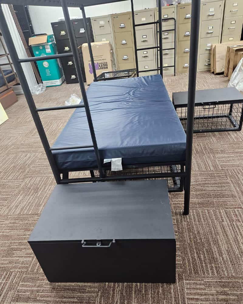 3500 Essential Foot Lockers_800x800-Vertical_01